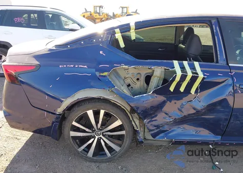 2020 Nissan Altima Sr Fwd z USA, uszkodzony, nr VIN 1N4BL4CV1LC137973